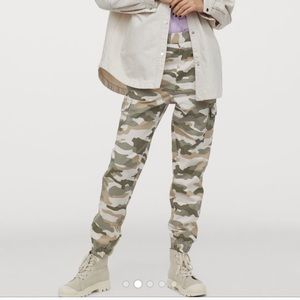H&M’s Camo Pants